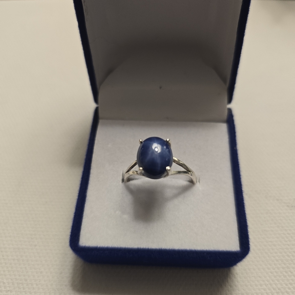 COSTUME JEWLERY Glamorous Lab Made Blue Star Sapphire On Silver Band Size 8.25 - Picture 11 of 13